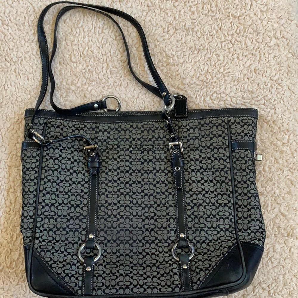 Coach vintage black shoulder bag